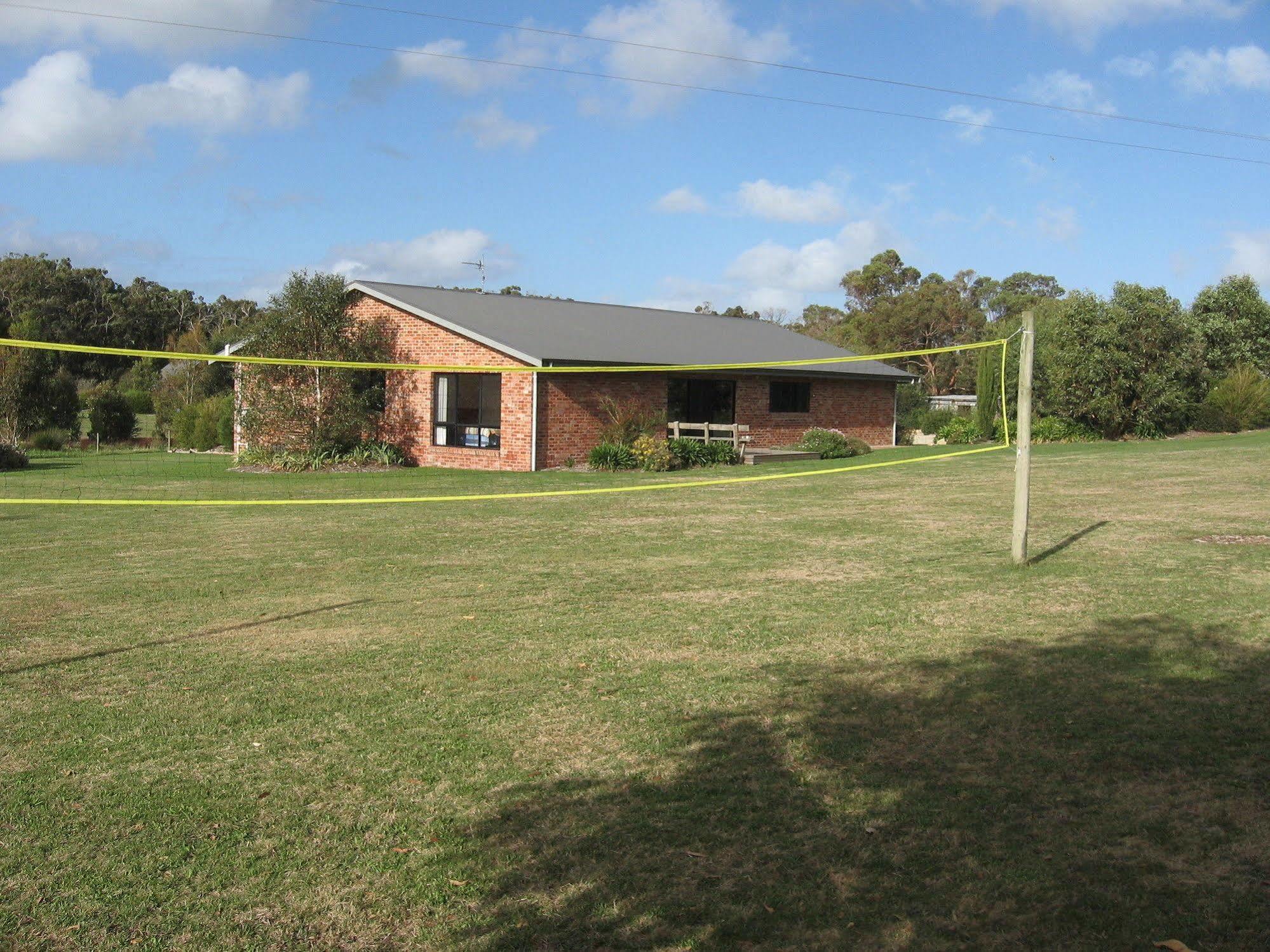พรอม โคสท์ ฮอลิเดย์ ลอดจ์ Villa Waratah Bay ภายนอก รูปภาพ